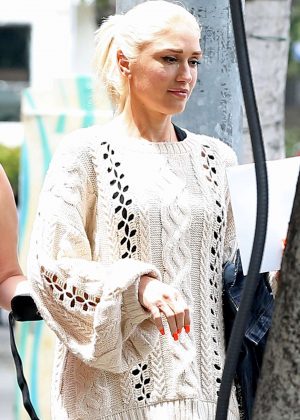 Gwen Stefani - Out in Westwood